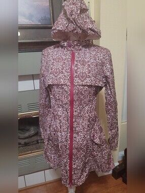Prana Burgundy and White Patterned Hooded Rain Jacket